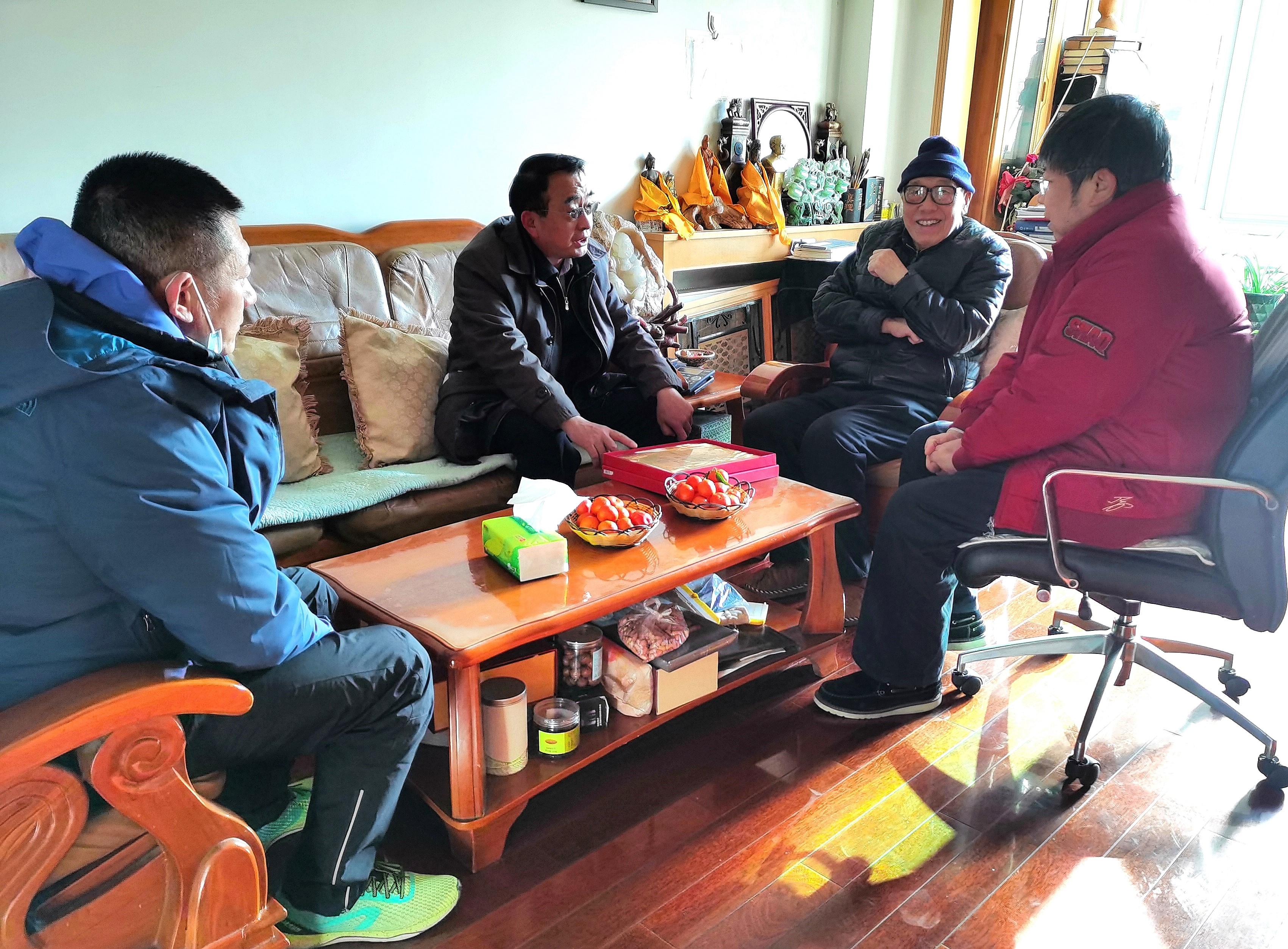 1612183301857088.jpg 慰问2.jpg