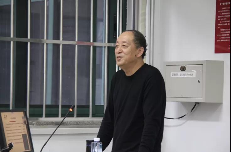 1605969604150127.jpg 张老师2222.jpg