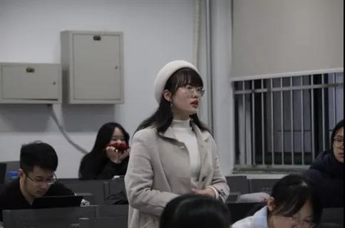 1605969738656215.jpg 张老师4444.jpg